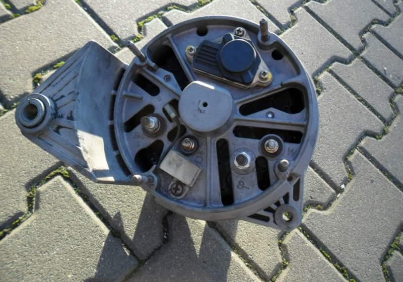 Wszystkie Alternator Bosz 24v ,140 A - Other machinery for Bus: picture 3 Wszystkie Alternator Bosz 24v ,140 A - Other machinery for Bus: picture 3