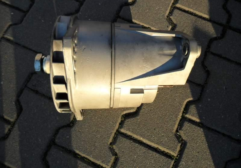 Wszystkie Alternator Bosz 24v ,140 A - Other machinery for Bus: picture 2 Wszystkie Alternator Bosz 24v ,140 A - Other machinery for Bus: picture 2