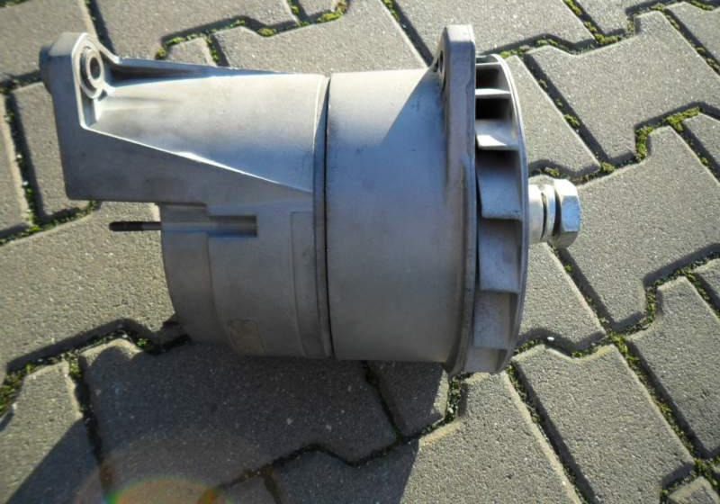 Wszystkie Alternator Bosz 24v ,140 A - Other machinery for Bus: picture 1 Wszystkie Alternator Bosz 24v ,140 A - Other machinery for Bus: picture 1