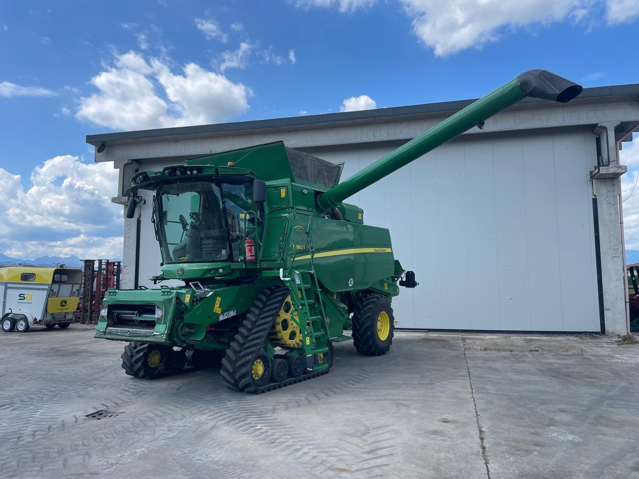 JOHN DEERE MIETITREBBIA T 560 - Combine harvester: picture 4 JOHN DEERE MIETITREBBIA T 560 - Combine harvester: picture 4