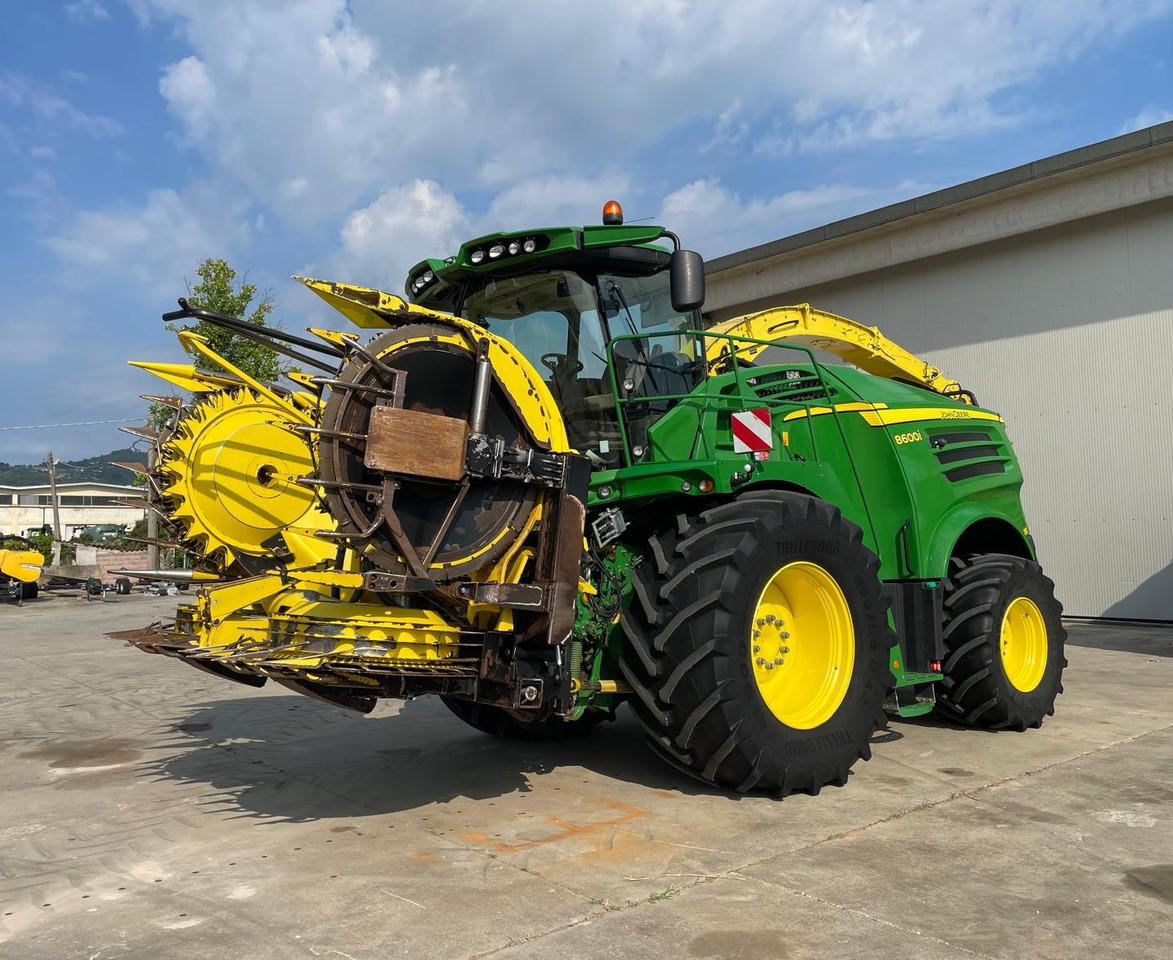 JOHN DEERE TRINCIA 8600i - Forage harvester: picture 3 JOHN DEERE TRINCIA 8600i - Forage harvester: picture 3