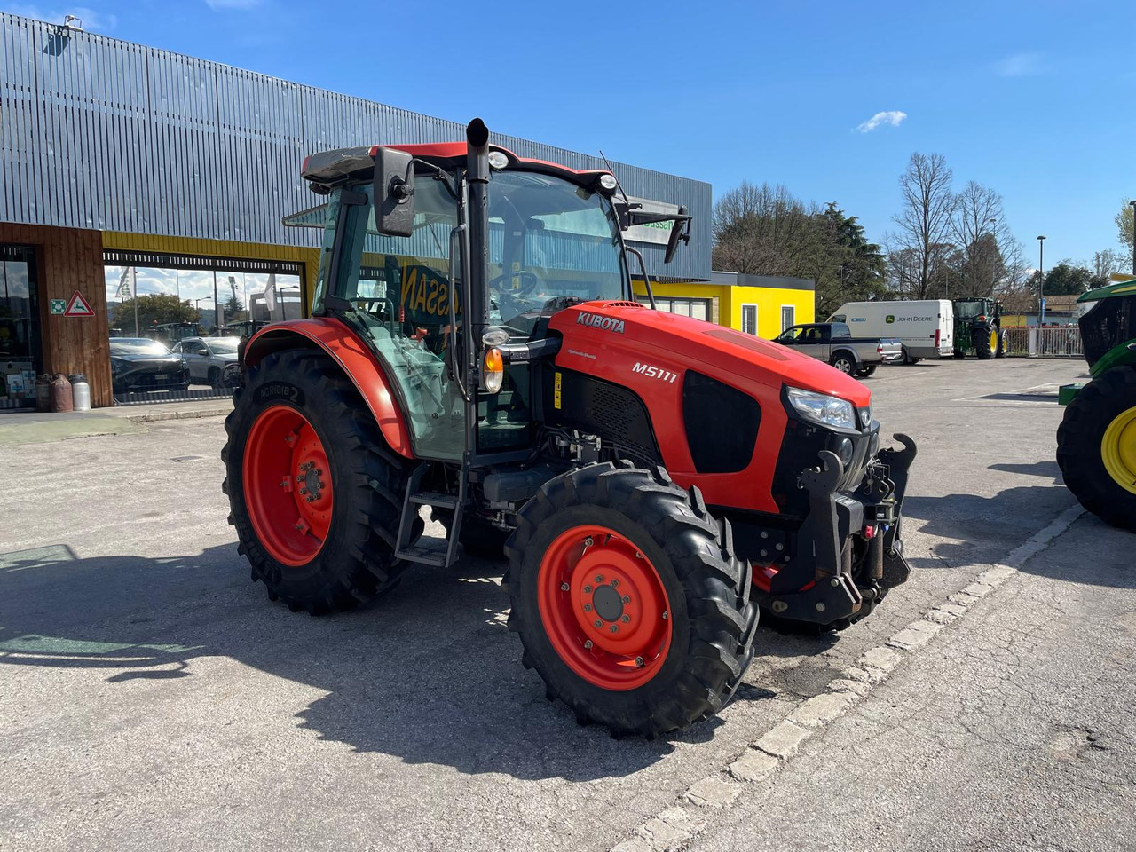 KUBOTA 5111 M - Farm tractor: picture 2 KUBOTA 5111 M - Farm tractor: picture 2