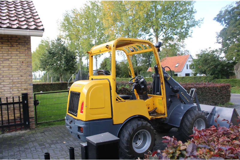 Eurotrac W12s - Loader: picture 3 Eurotrac W12s - Loader: picture 3