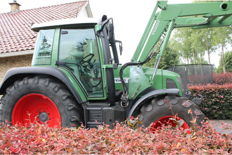 Fendt 412 Vario met fronthef, front pto en voorlader - Farm tractor: picture 3 Fendt 412 Vario met fronthef, front pto en voorlader - Farm tractor: picture 3
