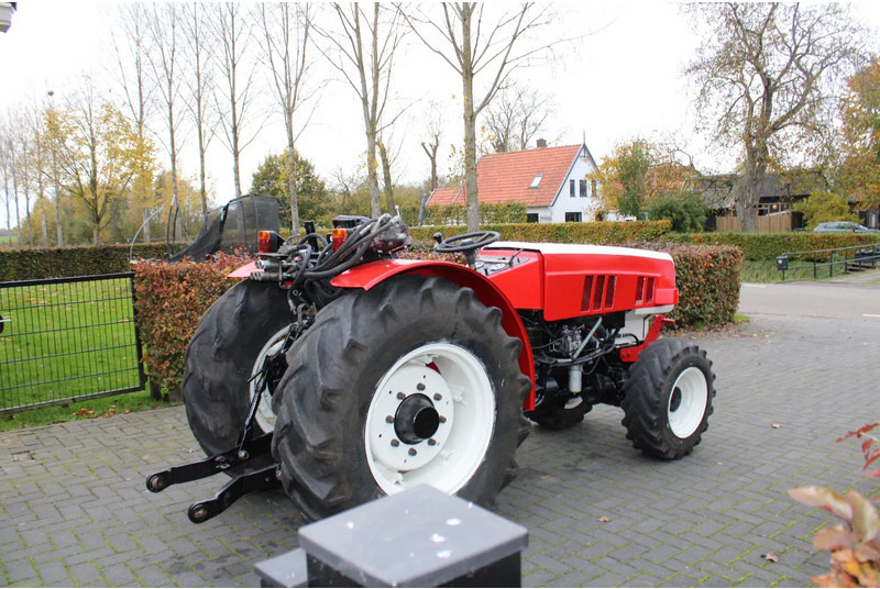 Steyr 8075 AS - Farm tractor: picture 3 Steyr 8075 AS - Farm tractor: picture 3