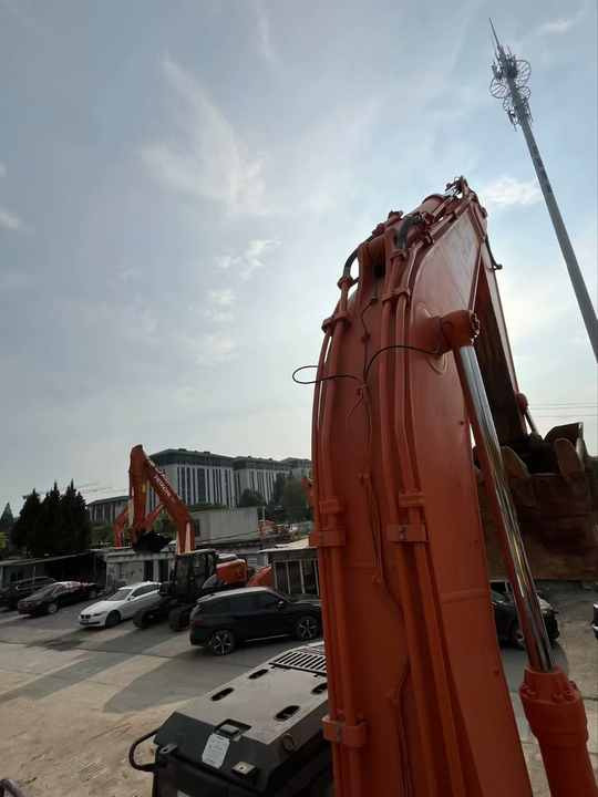 100% Original Japanese Made Used Hitachi ZX470-5G Excavator in Heavy Equipment ZX470-5G Used Excavator with Cheap Price on Sale - Crawler excavator: picture 4 100% Original Japanese Made Used Hitachi ZX470-5G Excavator in Heavy Equipment ZX470-5G Used Excavator with Cheap Price on Sale - Crawler excavator: picture 4