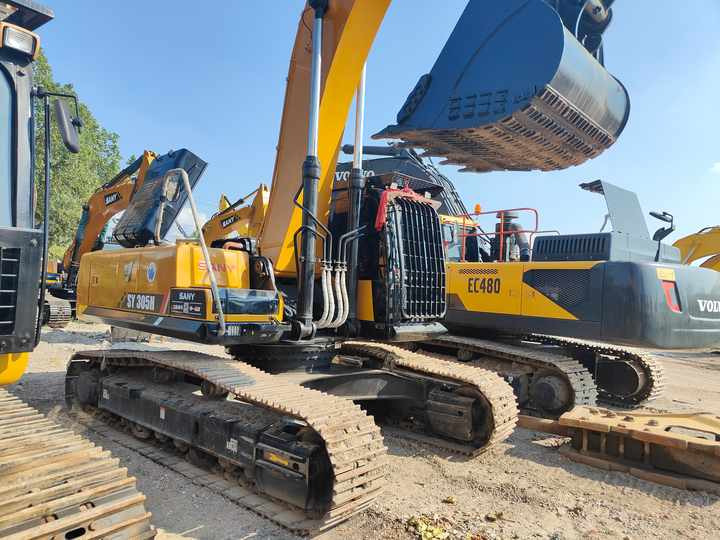 30Tons China Brand Sany 305 Excavator for Sale Sany 215 245 305 335 365 Excavator in High Quality on Hot Sale - Crawler excavator: picture 3 30Tons China Brand Sany 305 Excavator for Sale Sany 215 245 305 335 365 Excavator in High Quality on Hot Sale - Crawler excavator: picture 3