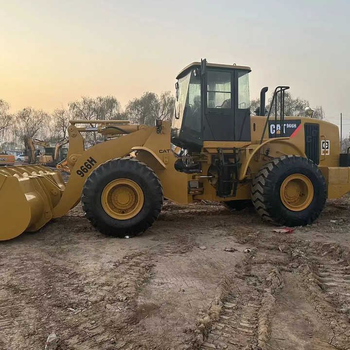 99%New Loaders Cat 966H High Efficiency Wheel Loader Cat 966H Powerful Chinese Made Front Loader Road Machine - Backhoe loader: picture 3 99%New Loaders Cat 966H High Efficiency Wheel Loader Cat 966H Powerful Chinese Made Front Loader Road Machine - Backhoe loader: picture 3