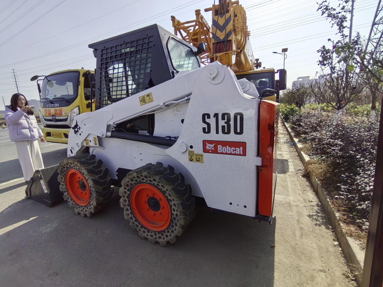 BOBCAT S130 - Skid steer loader: picture 1 BOBCAT S130 - Skid steer loader: picture 1
