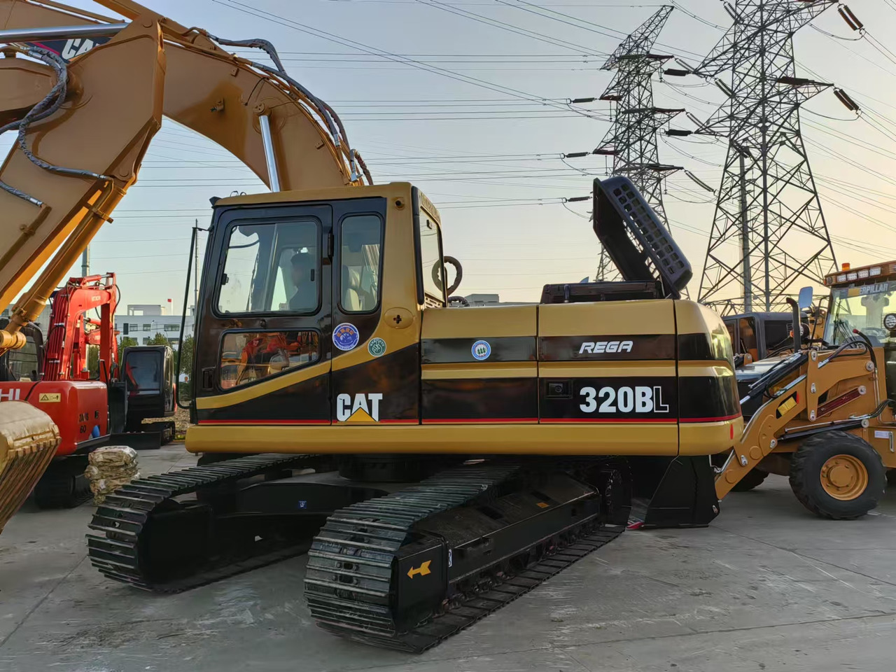 CATERPILLAR used 320b excavator - Crawler excavator: picture 5 CATERPILLAR used 320b excavator - Crawler excavator: picture 5