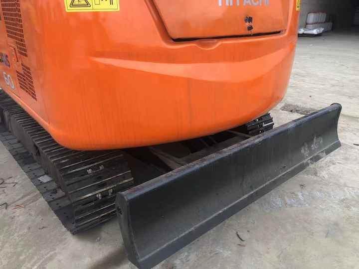 Cheap Price Hitachi ZX60 Used Excavator for Sale Used 6 Tons Hitachi Mini Excavator with Good Performance - Mini excavator: picture 3 Cheap Price Hitachi ZX60 Used Excavator for Sale Used 6 Tons Hitachi Mini Excavator with Good Performance - Mini excavator: picture 3