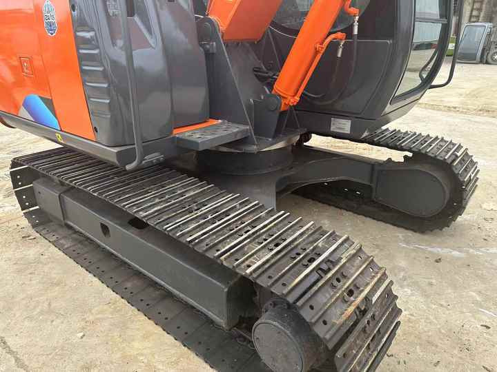 Cheap Price Hitachi ZX70 Used Excavator for Sale Used 6 Tons Hitachi Mini Excavator with Good Performance - Excavator: picture 5 Cheap Price Hitachi ZX70 Used Excavator for Sale Used 6 Tons Hitachi Mini Excavator with Good Performance - Excavator: picture 5