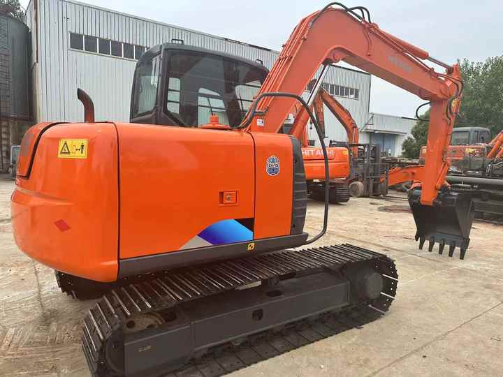 Cheap Price Hitachi ZX70 Used Excavator for Sale Used 6 Tons Hitachi Mini Excavator with Good Performance - Excavator: picture 4 Cheap Price Hitachi ZX70 Used Excavator for Sale Used 6 Tons Hitachi Mini Excavator with Good Performance - Excavator: picture 4