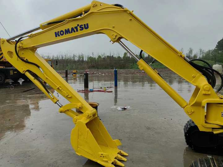 Cheap Selling Second Hand Mini Excavator Komatsu PC40 4Ton Japanese Komatsu PC40 Used Excavator for Sale - Excavator: picture 5 Cheap Selling Second Hand Mini Excavator Komatsu PC40 4Ton Japanese Komatsu PC40 Used Excavator for Sale - Excavator: picture 5
