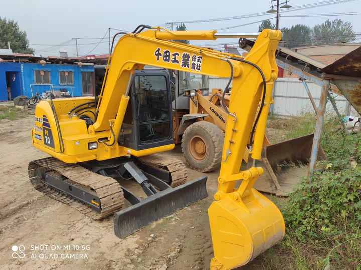 Cheap Used Komatsu PC70 Crawler Excavator with High Efficiency Used Heavy Machinery Komatsu P70 Digger Cheap for Sale - Crawler excavator: picture 3 Cheap Used Komatsu PC70 Crawler Excavator with High Efficiency Used Heavy Machinery Komatsu P70 Digger Cheap for Sale - Crawler excavator: picture 3