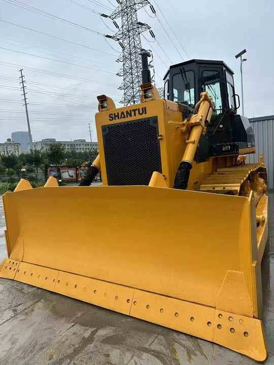China Famous Brand Used Shantui SD22 Crawler Bulldozer Low Price Running Working Condition for Sale SD16/SD22/SD32 in Stock - Bulldozer: picture 2 China Famous Brand Used Shantui SD22 Crawler Bulldozer Low Price Running Working Condition for Sale SD16/SD22/SD32 in Stock - Bulldozer: picture 2