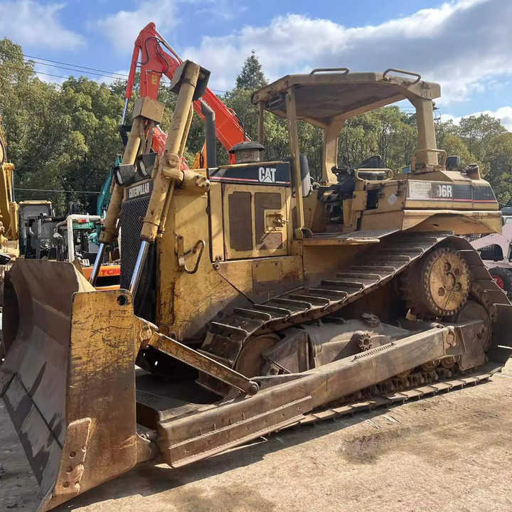 Good Condition D6R Mini Bulldozer New Crawler Bulldozer with Parts Price Bulldozers - Bulldozer: picture 4 Good Condition D6R Mini Bulldozer New Crawler Bulldozer with Parts Price Bulldozers - Bulldozer: picture 4