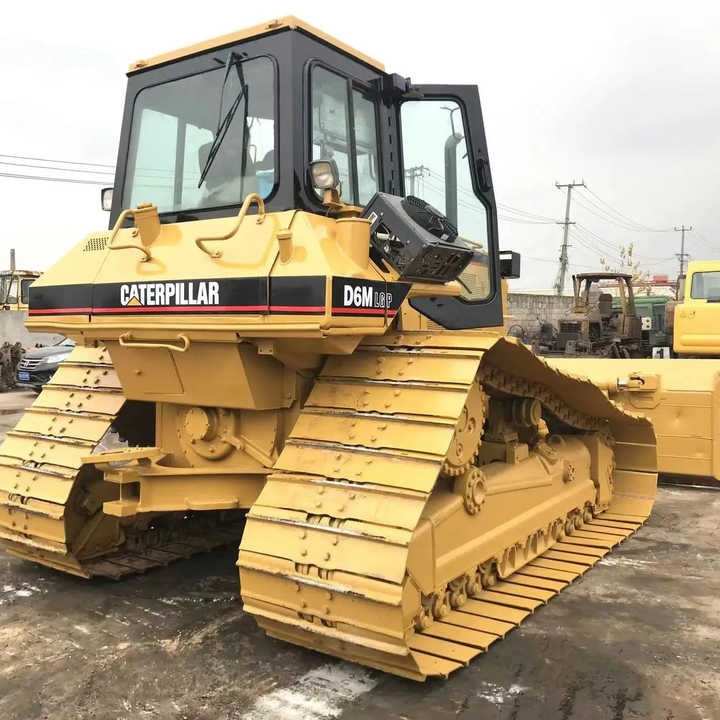 Good Condition D6m Mini Bulldozer New Crawler Bulldozer with Parts Price Bulldozers - Bulldozer: picture 1 Good Condition D6m Mini Bulldozer New Crawler Bulldozer with Parts Price Bulldozers - Bulldozer: picture 1