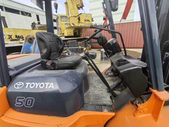 Good Condition Forklift Toyota FD50 Used 5 Ton Diesel Used Forklifts Trucks for Sale Iin China Toyota Fd30 Fd50 Forklifts Sale - Forklift: picture 3 Good Condition Forklift Toyota FD50 Used 5 Ton Diesel Used Forklifts Trucks for Sale Iin China Toyota Fd30 Fd50 Forklifts Sale - Forklift: picture 3
