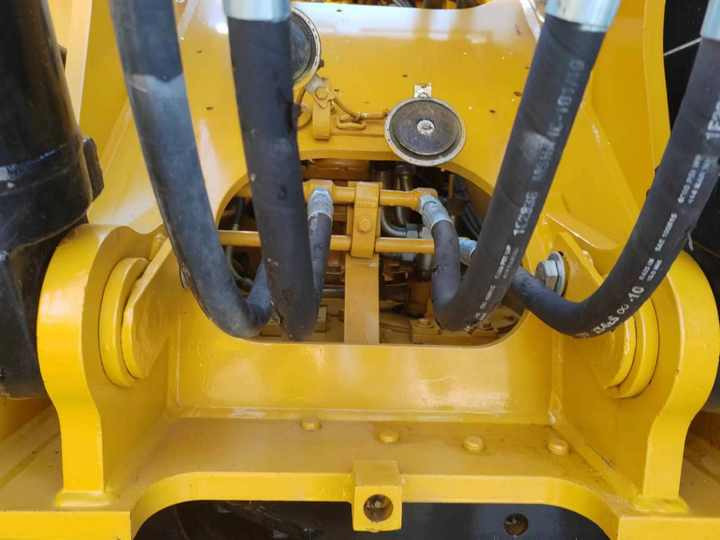 Good Condition Used Excavator Machine Caterpillar 315D Crawler CAT 15ton Used Excavator for Sale CAT 315 Excavators - Crawler excavator: picture 5 Good Condition Used Excavator Machine Caterpillar 315D Crawler CAT 15ton Used Excavator for Sale CAT 315 Excavators - Crawler excavator: picture 5