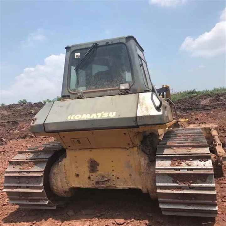 High Quality komatsu D65p D65px D50p D40p Original Japan Used Crawler Bulldozer with Ripper - Bulldozer: picture 2 High Quality komatsu D65p D65px D50p D40p Original Japan Used Crawler Bulldozer with Ripper - Bulldozer: picture 2