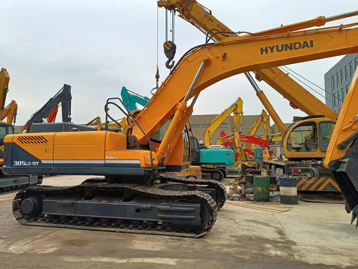 Hyundai Digger 305LC-9T Second Hand Korea Made High Performance Machine Hyundai Excavator for Sale - Crawler excavator: picture 4 Hyundai Digger 305LC-9T Second Hand Korea Made High Performance Machine Hyundai Excavator for Sale - Crawler excavator: picture 4