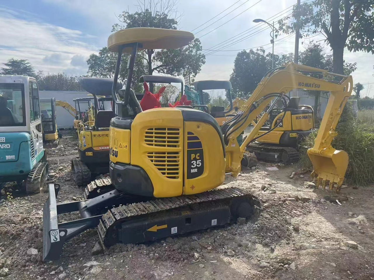 KOMATSU PC35 - Mini excavator: picture 1 KOMATSU PC35 - Mini excavator: picture 1