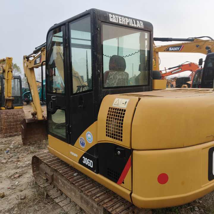 Original Cat 306 Tracked Excavator Caterpillar Excavator CAT 306 Used Cat Tracked Excavator - Crawler excavator: picture 3 Original Cat 306 Tracked Excavator Caterpillar Excavator CAT 306 Used Cat Tracked Excavator - Crawler excavator: picture 3