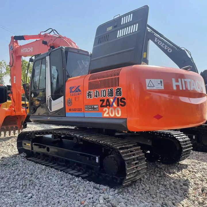 Original Japan Hitachi ZX200-3 Excavator Hitachi Excavator in Low Price for Hot Sale - Crawler excavator: picture 3 Original Japan Hitachi ZX200-3 Excavator Hitachi Excavator in Low Price for Hot Sale - Crawler excavator: picture 3