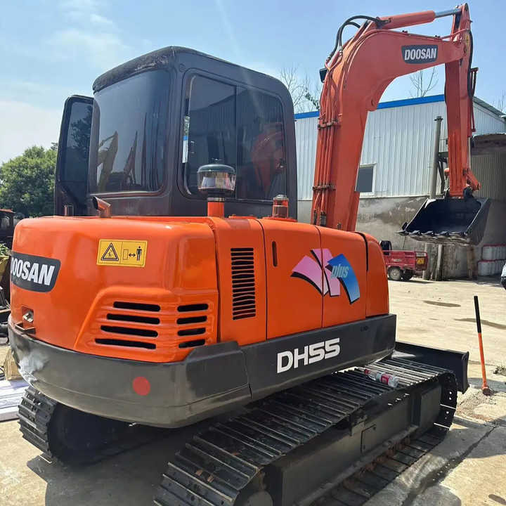 Original Second-hand Doushan DH55 Excavator Is in Good Condition Strong and Simple Maintenance - Excavator: picture 1 Original Second-hand Doushan DH55 Excavator Is in Good Condition Strong and Simple Maintenance - Excavator: picture 1