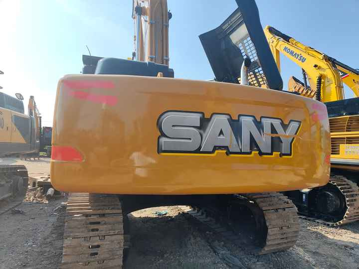 SANY 305 China Famous Brand Used Sany 305H Construction Excavator with Good Performance 90% New Sany 30tons Excavator Hot Sale - Crawler excavator: picture 2 SANY 305 China Famous Brand Used Sany 305H Construction Excavator with Good Performance 90% New Sany 30tons Excavator Hot Sale - Crawler excavator: picture 2