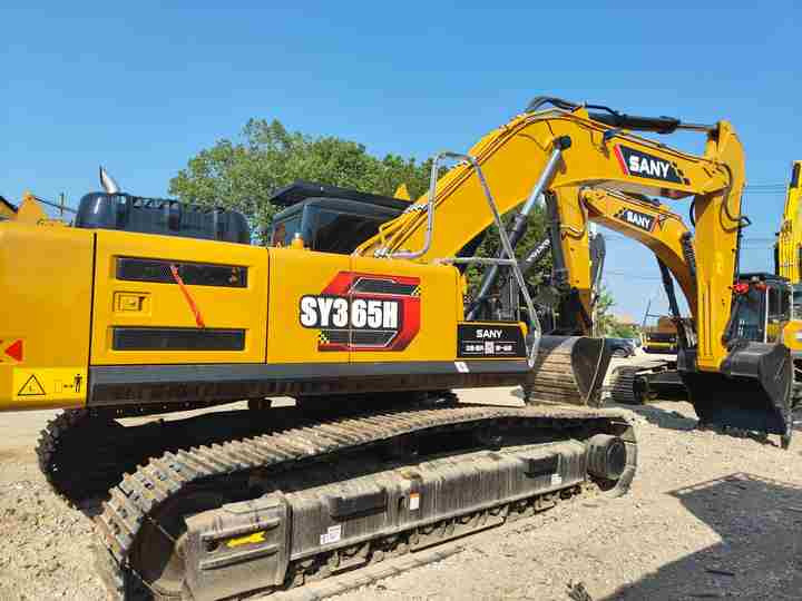 Second-hand SANY 365H Excavator in Excellent Condition Is Sold at a Low Price. 36-ton Used Hydraulic Excavator Is in Stock. - Crawler excavator: picture 5 Second-hand SANY 365H Excavator in Excellent Condition Is Sold at a Low Price. 36-ton Used Hydraulic Excavator Is in Stock. - Crawler excavator: picture 5
