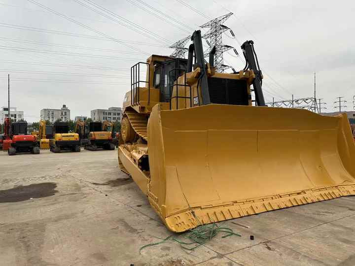 USED ORIGINAL CAT D10r Large Bulldozer for Sale Spot Cat D10 Bulldozer Cat D5 D6 D7 D10 Bulldozer in China - Bulldozer: picture 3 USED ORIGINAL CAT D10r Large Bulldozer for Sale Spot Cat D10 Bulldozer Cat D5 D6 D7 D10 Bulldozer in China - Bulldozer: picture 3