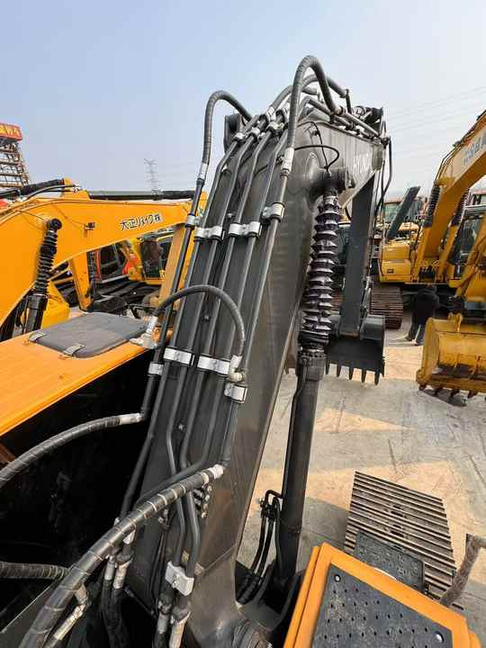 Used 22 Ton Korea Brand Hyundai 220LC-9S Used Excavator for Sale Hyundai 210 215 220 305 Excavators for Sale in China - Excavator: picture 4 Used 22 Ton Korea Brand Hyundai 220LC-9S Used Excavator for Sale Hyundai 210 215 220 305 Excavators for Sale in China - Excavator: picture 4