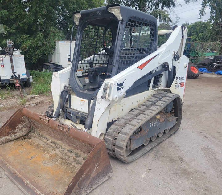 Used Bob Cat Bob Cat T590 Used Skid Steer Wheel Loader Multifunctional Track Loaders Bobcat - Skid steer loader: picture 3 Used Bob Cat Bob Cat T590 Used Skid Steer Wheel Loader Multifunctional Track Loaders Bobcat - Skid steer loader: picture 3