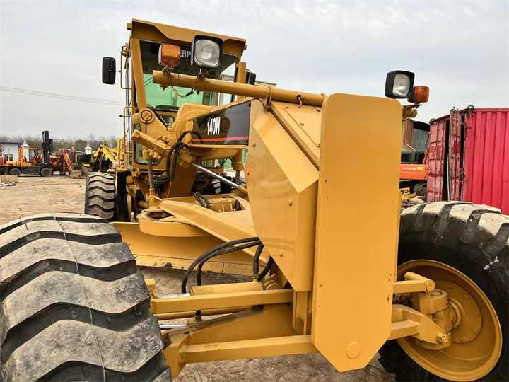 Used CAT 140H Motor Grader From Japan with Excellent Performance Caterpillar 140h in Good Condition for Sale - Crawler excavator: picture 5 Used CAT 140H Motor Grader From Japan with Excellent Performance Caterpillar 140h in Good Condition for Sale - Crawler excavator: picture 5