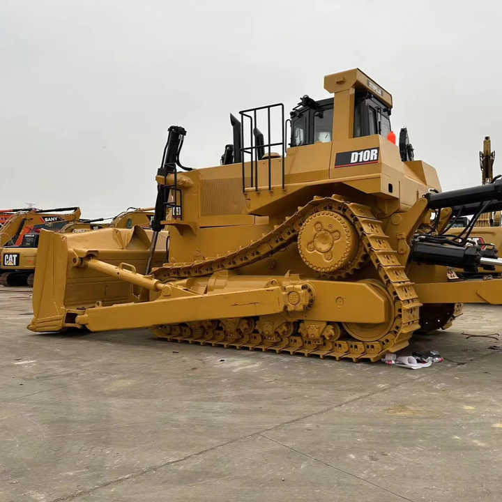 Used CAT D10R New Model Bulldozer Second Hand Machine Popular Brand Cat Hydraulic Machinery - Bulldozer: picture 1 Used CAT D10R New Model Bulldozer Second Hand Machine Popular Brand Cat Hydraulic Machinery - Bulldozer: picture 1