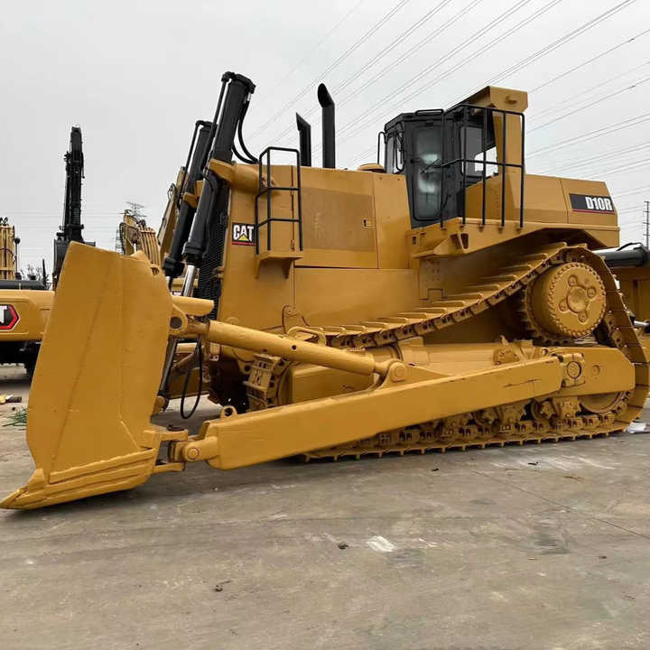 Used Caterpillar D10R Large Crawler Bulldozer Superior Performance Running Working Condition CAT D10R Bulldozer Hot Sale - Bulldozer: picture 1 Used Caterpillar D10R Large Crawler Bulldozer Superior Performance Running Working Condition CAT D10R Bulldozer Hot Sale - Bulldozer: picture 1