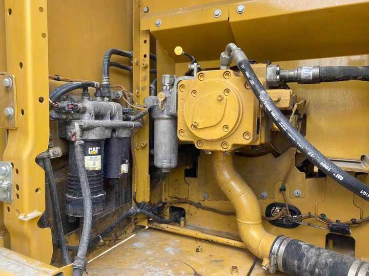 Used Digger CAT 320 Construction Machinery Construction Digger Used CAT 320 Cheap Excavator - Crawler excavator: picture 4 Used Digger CAT 320 Construction Machinery Construction Digger Used CAT 320 Cheap Excavator - Crawler excavator: picture 4