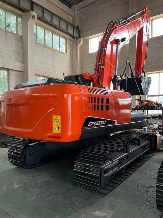 Used Digger DOOSAN DX230 Construction Machinery Construction Digger Used DOOSAN DX230 Cheap Excavator - Crawler excavator: picture 3 Used Digger DOOSAN DX230 Construction Machinery Construction Digger Used DOOSAN DX230 Cheap Excavator - Crawler excavator: picture 3