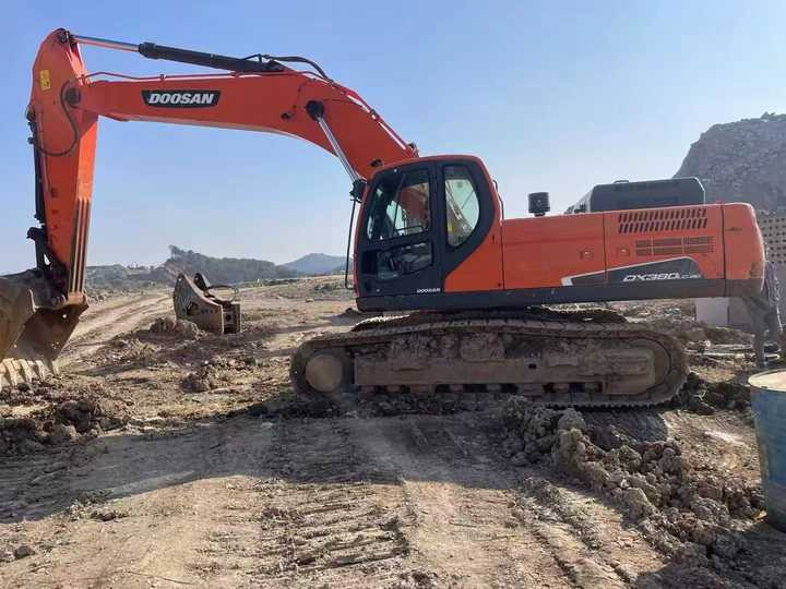 Used Digger DOOSAN DX380 Construction Machinery Construction Digger Used DOOSAN DX380 Cheap Excavator - Crawler excavator: picture 3 Used Digger DOOSAN DX380 Construction Machinery Construction Digger Used DOOSAN DX380 Cheap Excavator - Crawler excavator: picture 3