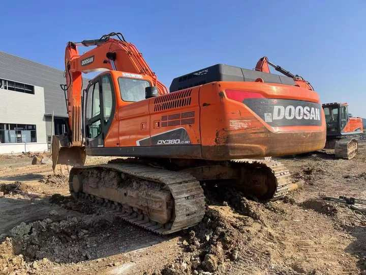 Used Digger DOOSAN DX380 Construction Machinery Construction Digger Used DOOSAN DX380 Cheap Excavator - Crawler excavator: picture 2 Used Digger DOOSAN DX380 Construction Machinery Construction Digger Used DOOSAN DX380 Cheap Excavator - Crawler excavator: picture 2