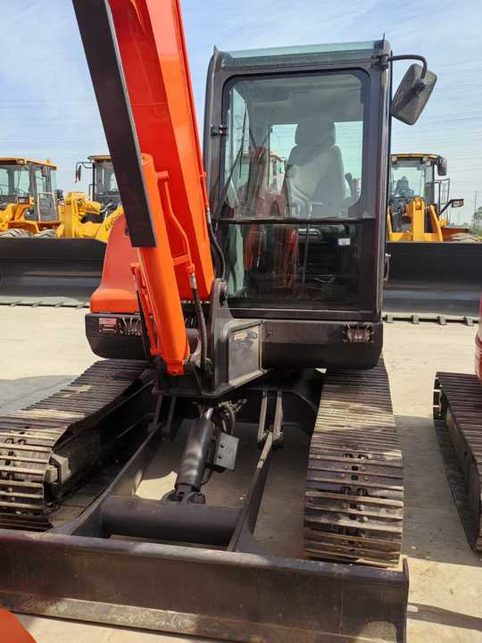 Used Digger DOOSAN DX60 Construction Machinery Construction Digger Used DOOSAN DX60 Cheap Excavator - Crawler excavator: picture 5 Used Digger DOOSAN DX60 Construction Machinery Construction Digger Used DOOSAN DX60 Cheap Excavator - Crawler excavator: picture 5