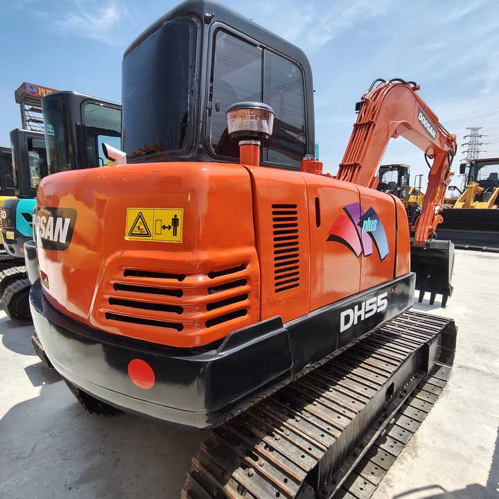 Used Digger Doosan Dh55 Construction Machinery Construction Digger Used Doosan Dh55 Cheap Excavator - Crawler excavator: picture 1 Used Digger Doosan Dh55 Construction Machinery Construction Digger Used Doosan Dh55 Cheap Excavator - Crawler excavator: picture 1