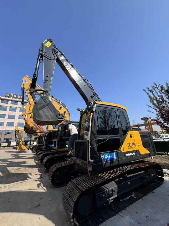 Used Digger VOLVO EC140 Construction Machinery Construction Digger Used VOLVO EC140 Cheap Excavator - Crawler excavator: picture 4 Used Digger VOLVO EC140 Construction Machinery Construction Digger Used VOLVO EC140 Cheap Excavator - Crawler excavator: picture 4