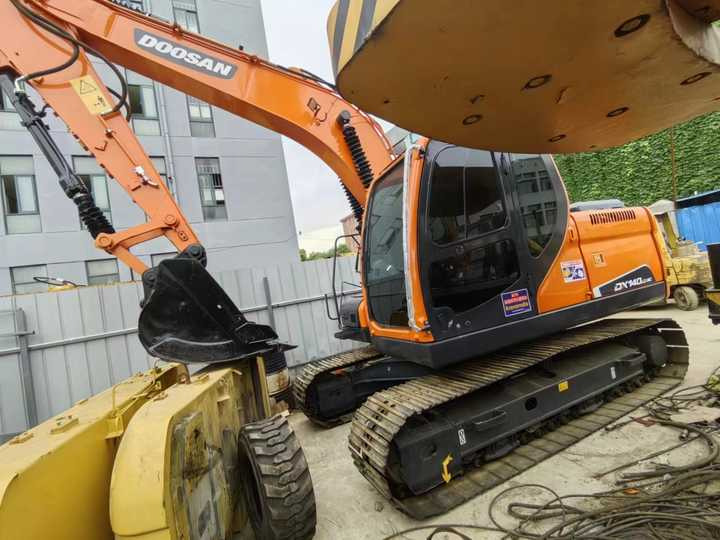 Used Doosan Hydraulic Excavator DX140 Low Price Korea Doosan DX140-9 Used Excavator for Sale - Excavator: picture 3 Used Doosan Hydraulic Excavator DX140 Low Price Korea Doosan DX140-9 Used Excavator for Sale - Excavator: picture 3