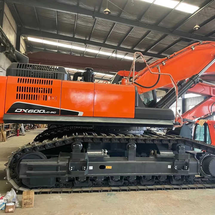 Used Excavator Doosan DX600 Excavators Mini Equipment Earth Moving Machinery Doosan Digger Excavator for Sale - Excavator: picture 1 Used Excavator Doosan DX600 Excavators Mini Equipment Earth Moving Machinery Doosan Digger Excavator for Sale - Excavator: picture 1