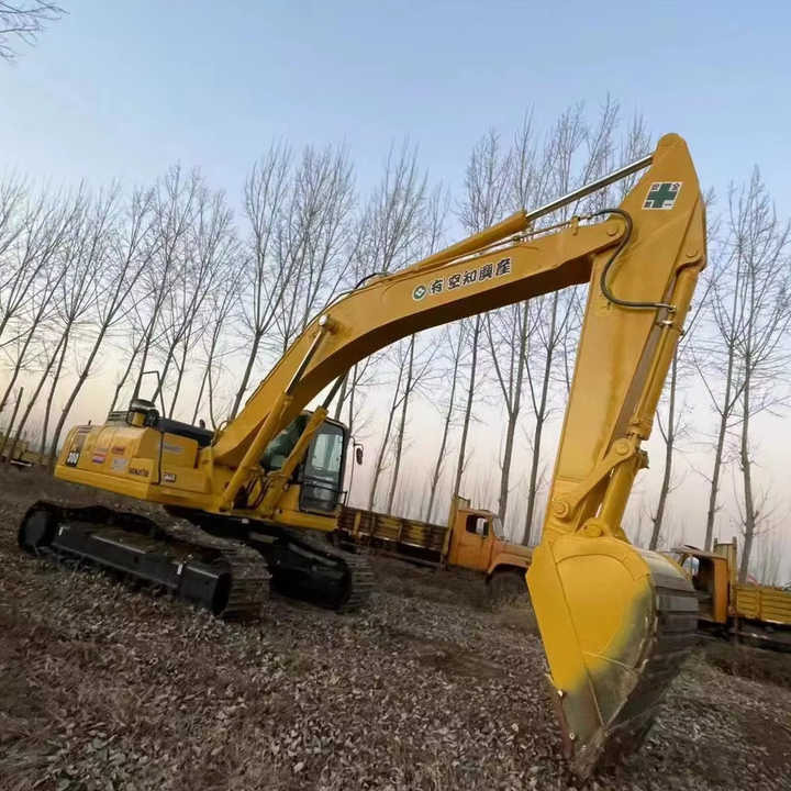 Used Good Quality Japan Original PC300-7 in Good Condition PC300-7 Komatsu - Crawler excavator: picture 3 Used Good Quality Japan Original PC300-7 in Good Condition PC300-7 Komatsu - Crawler excavator: picture 3