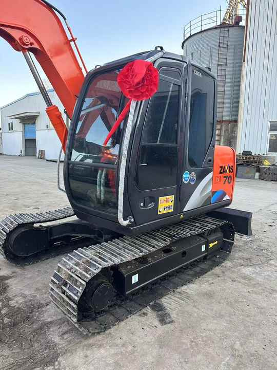 Used HITACHI ZX-70 - Crawler excavator: picture 3 Used HITACHI ZX-70 - Crawler excavator: picture 3