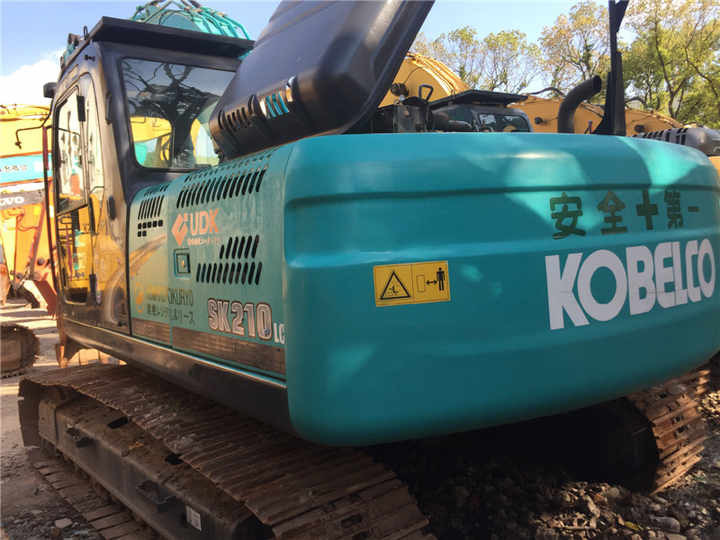 Used High-quality Original Japan Kobelco SK210-8 Crawler Excavator in Hefei - Excavator: picture 5 Used High-quality Original Japan Kobelco SK210-8 Crawler Excavator in Hefei - Excavator: picture 5